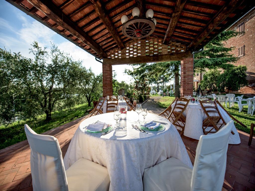 Albergo La Foresteria Bettolle Exterior foto